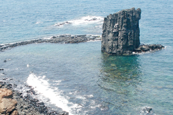 海蝕柱（西嶼坪嶼東北方）